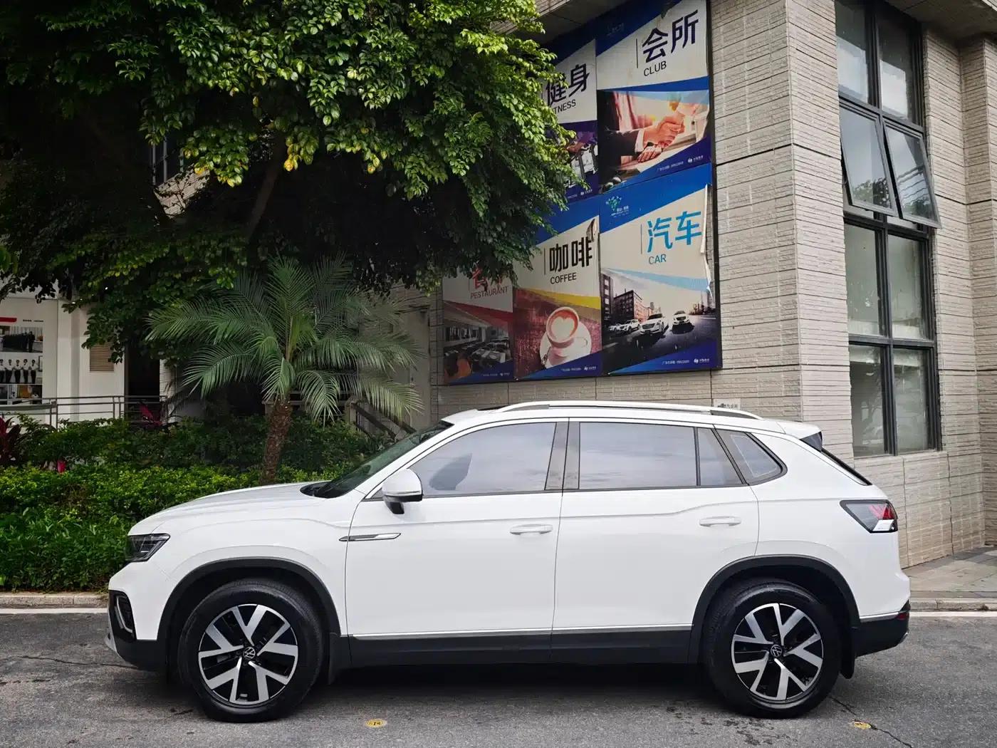 Tayron 2023 330TSI 2WD Luxury Plus Advanced Edition — миниатюра 4
