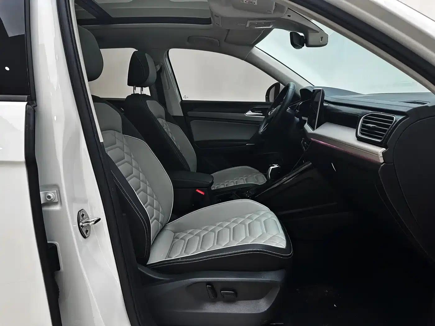 Tayron 2023 280TSI 2WD Luxury Plus Advanced Edition — миниатюра 16