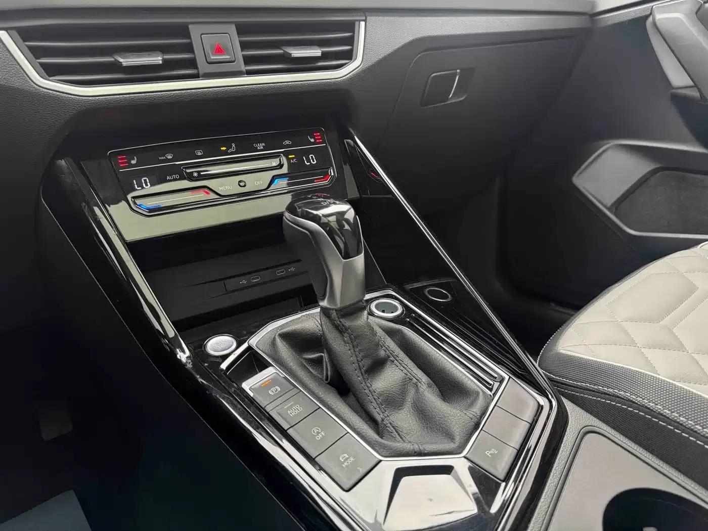 Tayron 2023 280TSI 2WD Luxury Plus Advanced Edition — миниатюра 13