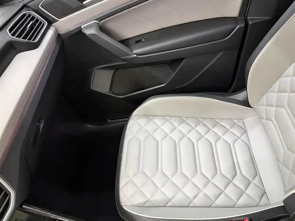 Tayron 2023 280TSI 2WD Luxury Plus Advanced Edition — миниатюра 13