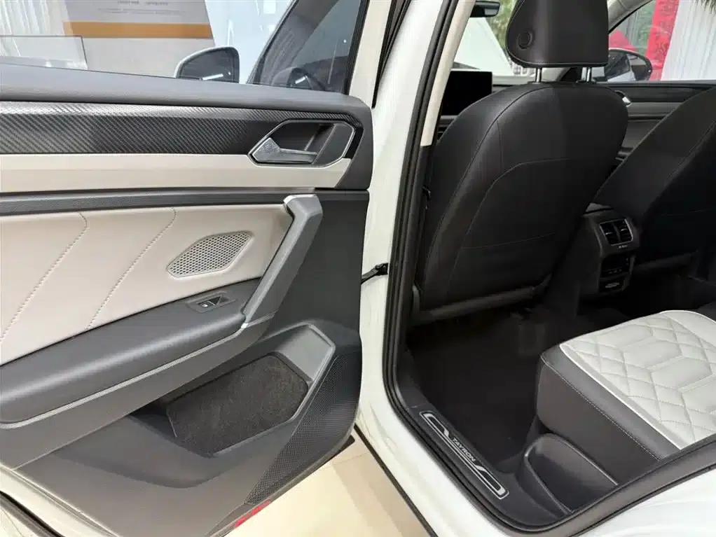 Tayron 2023 280TSI 2WD Luxury Plus Advanced Edition — миниатюра 17