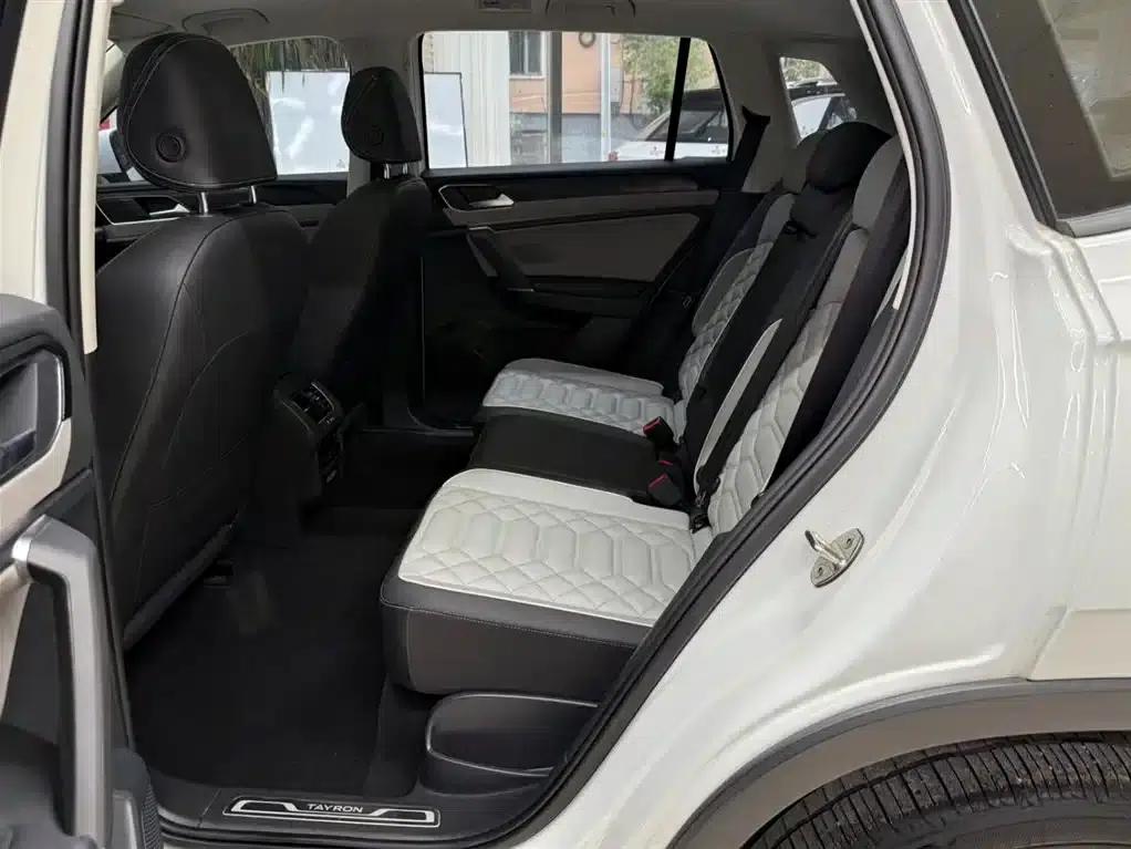 Tayron 2023 280TSI 2WD Luxury Plus Advanced Edition — миниатюра 18