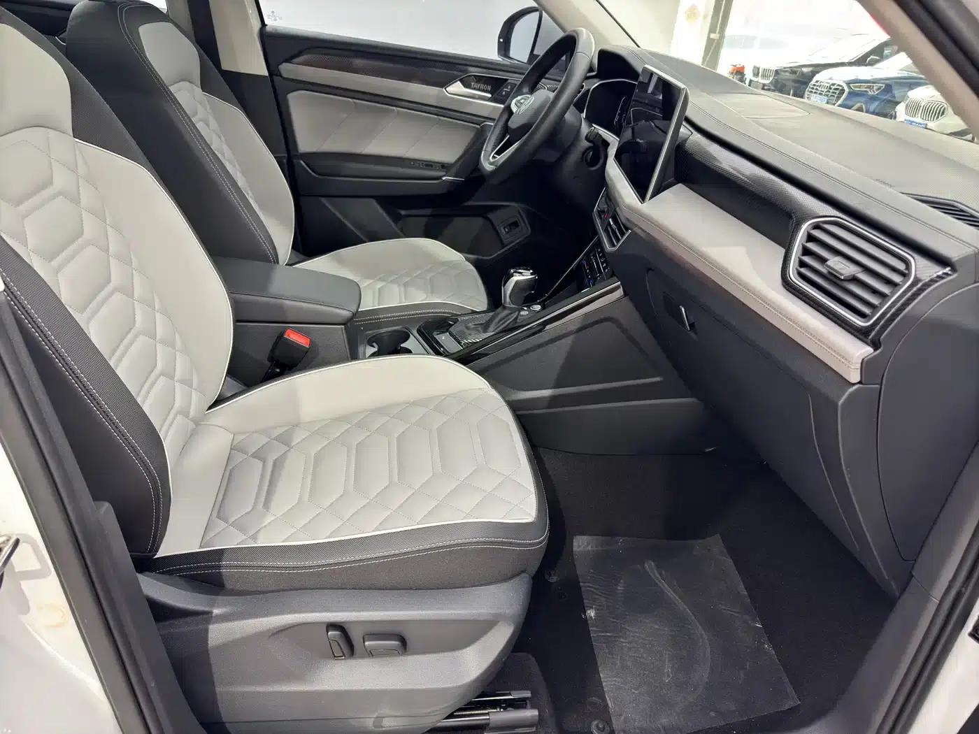 Tayron 2023 280TSI 2WD Luxury Plus Advanced Edition — миниатюра 8