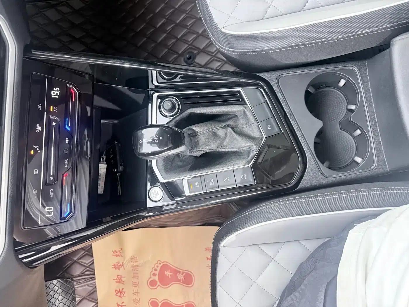 Tayron 2023 280TSI 2WD Luxury Plus Advanced Edition — миниатюра 14
