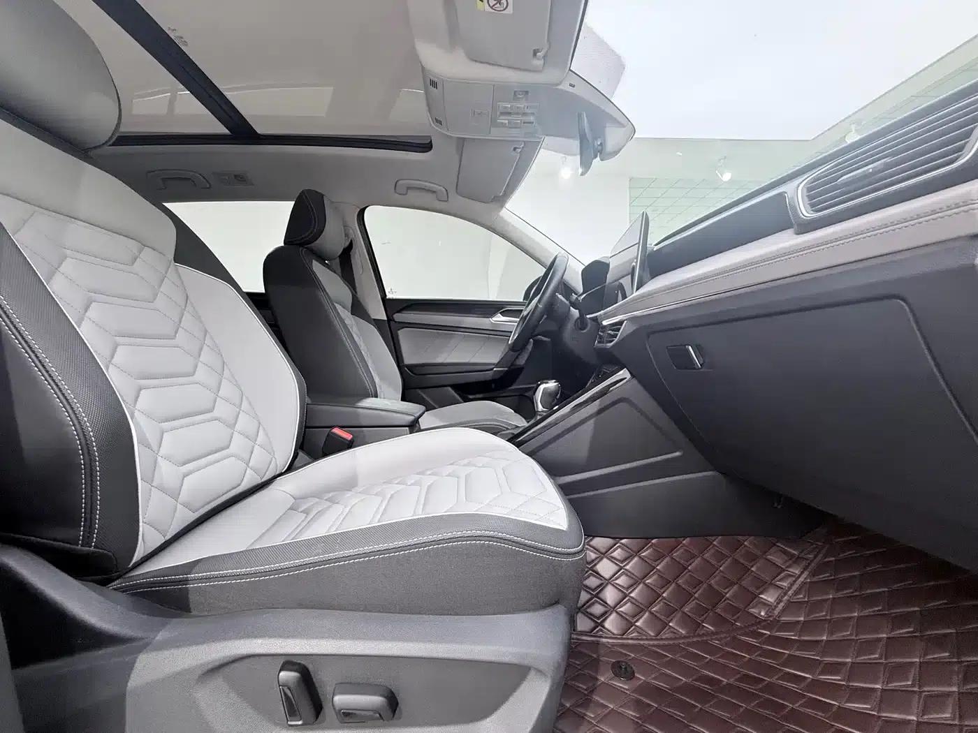 Tayron 2023 280TSI 2WD Luxury Plus Advanced Edition — миниатюра 9