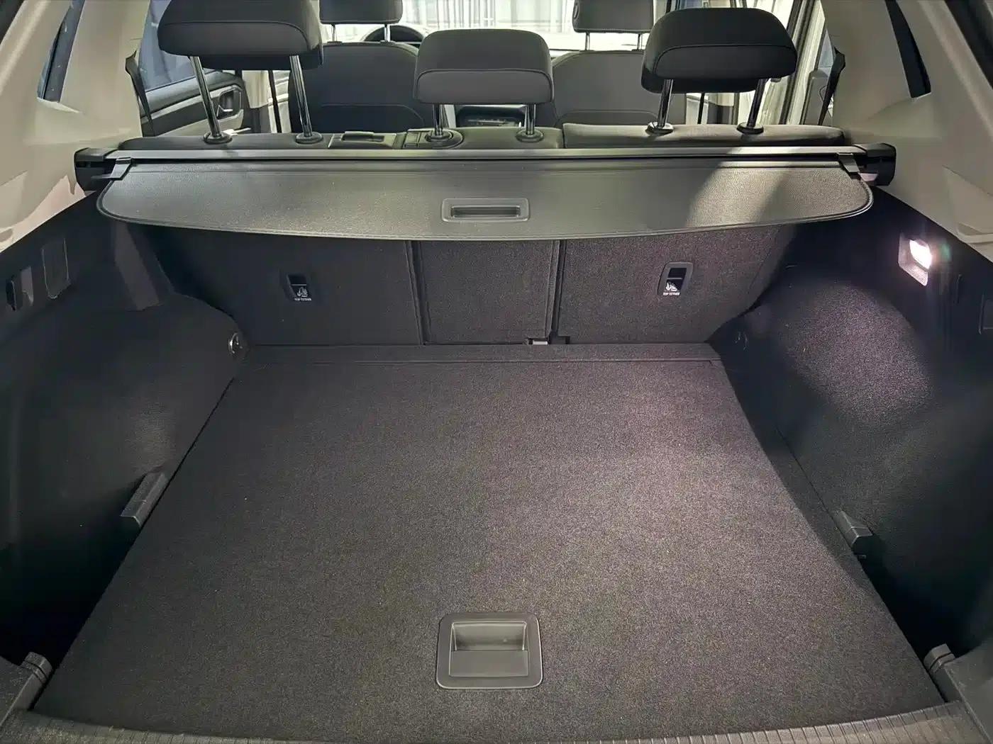 Tayron 2023 280TSI 2WD Luxury Plus Advanced Edition — миниатюра 18