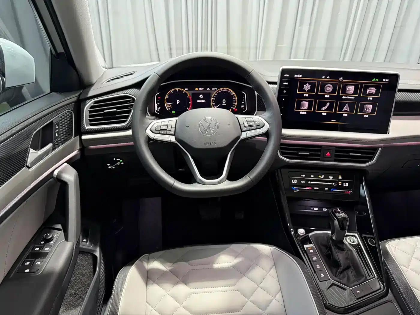 Tayron 2023 280TSI 2WD Luxury Plus Advanced Edition — миниатюра 15