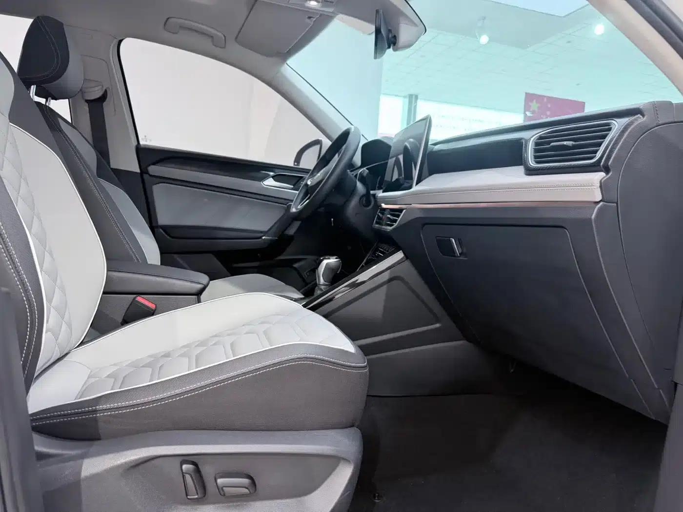 Tayron 2023 280TSI 2WD Luxury Plus Advanced Edition — миниатюра 8