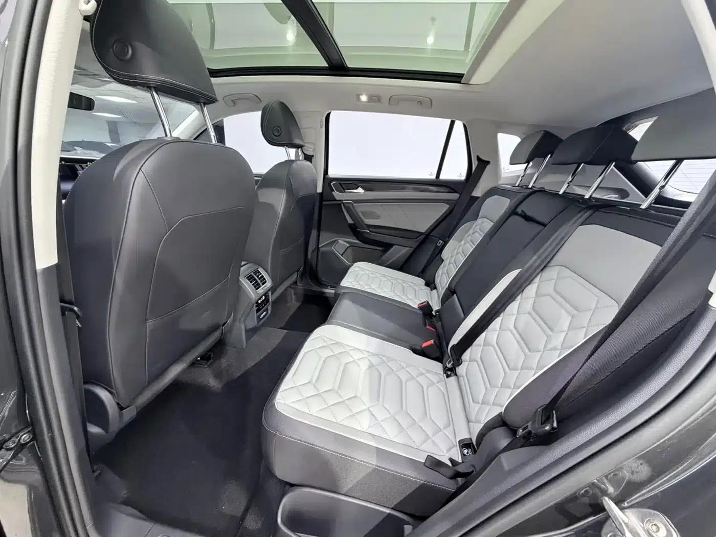 Tayron 2023 280TSI 2WD Luxury Plus Advanced Edition — миниатюра 8