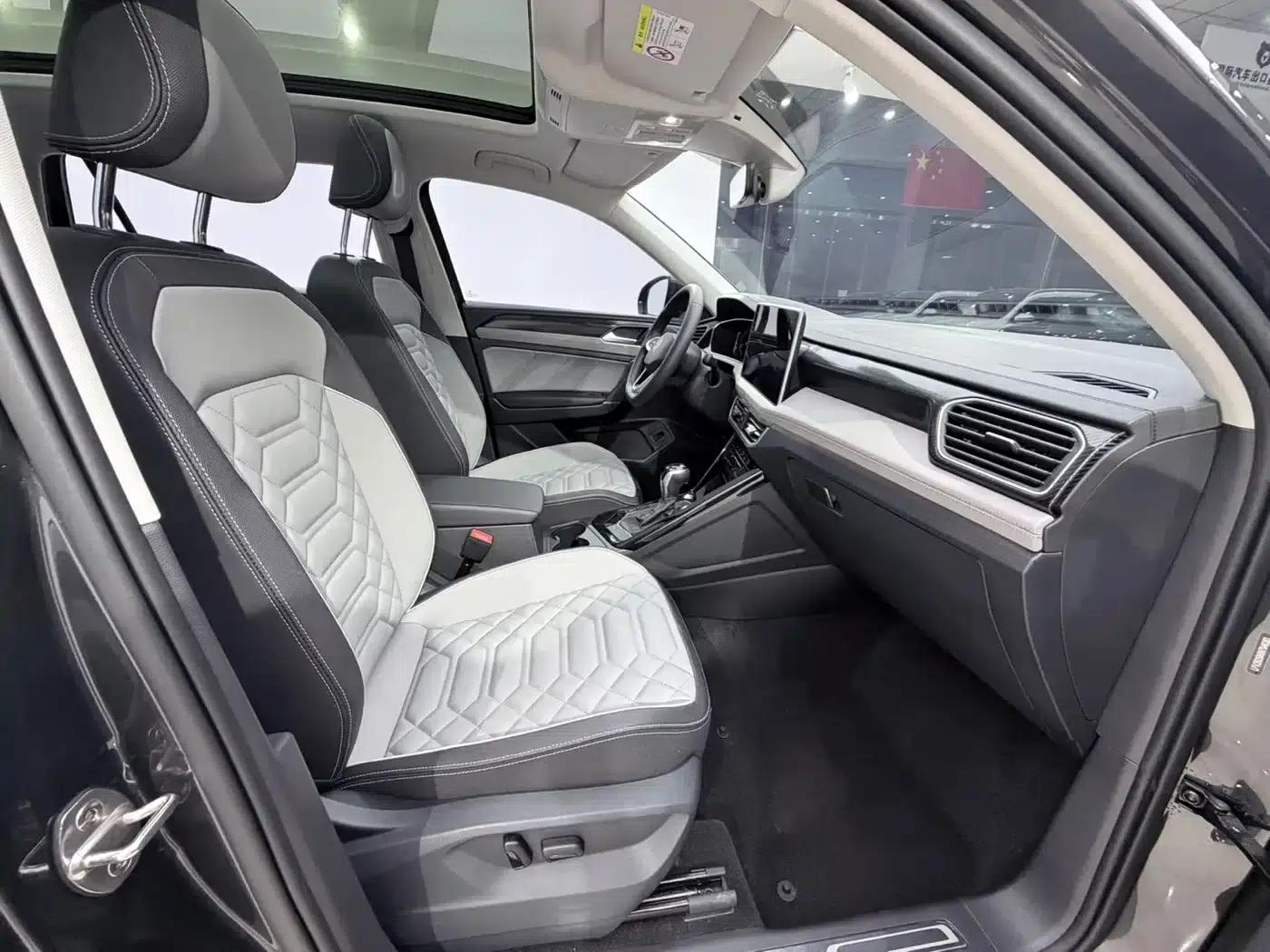 Tayron 2023 280TSI 2WD Luxury Plus Advanced Edition — миниатюра 9