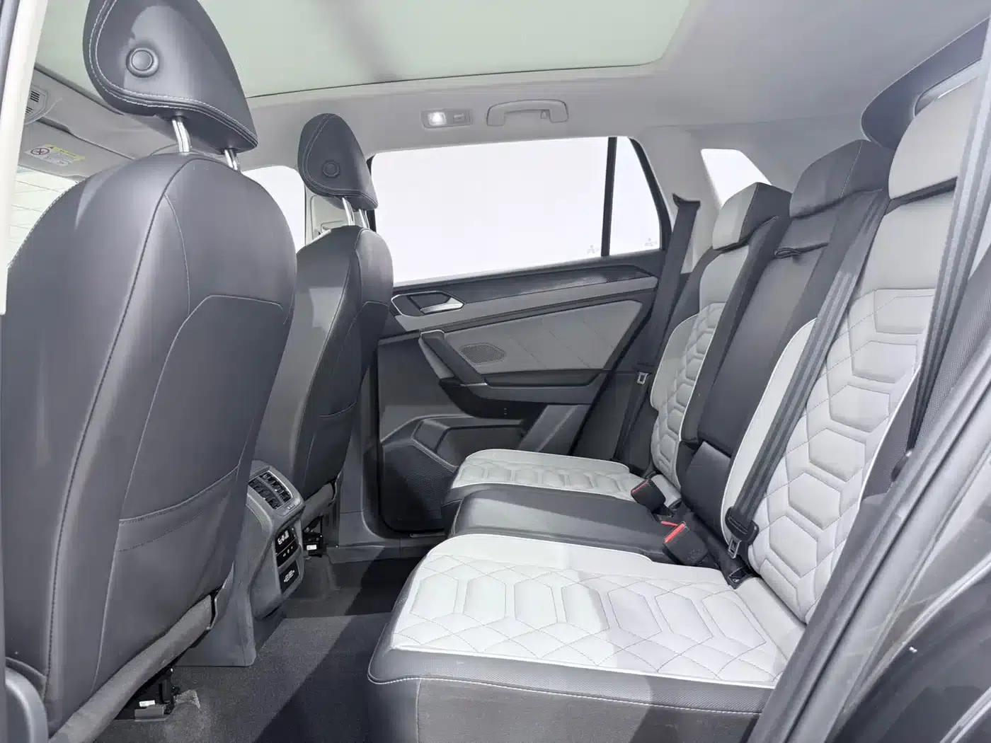 Tayron 2023 280TSI 2WD Luxury Plus Advanced Edition — миниатюра 9