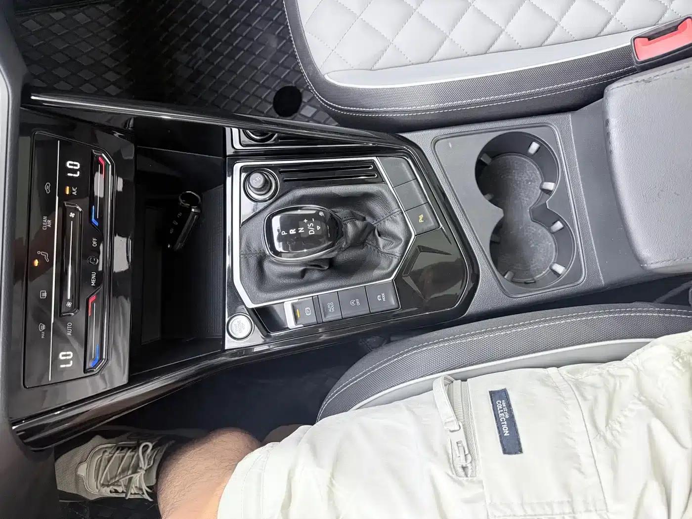 Tayron 2023 280TSI 2WD Luxury Plus Advanced Edition — миниатюра 13