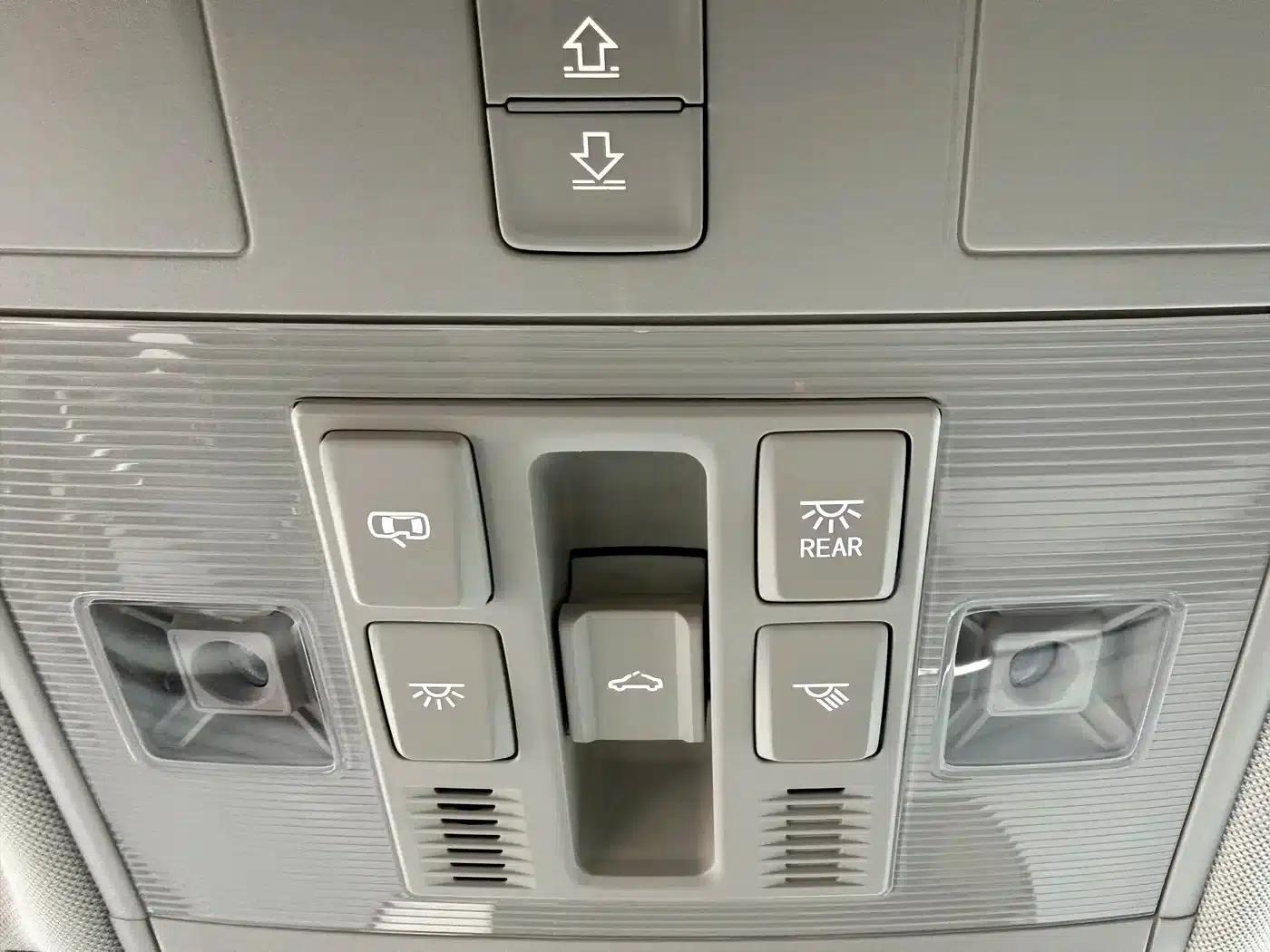 Tayron 2023 280TSI 2WD Luxury Plus Advanced Edition — миниатюра 17