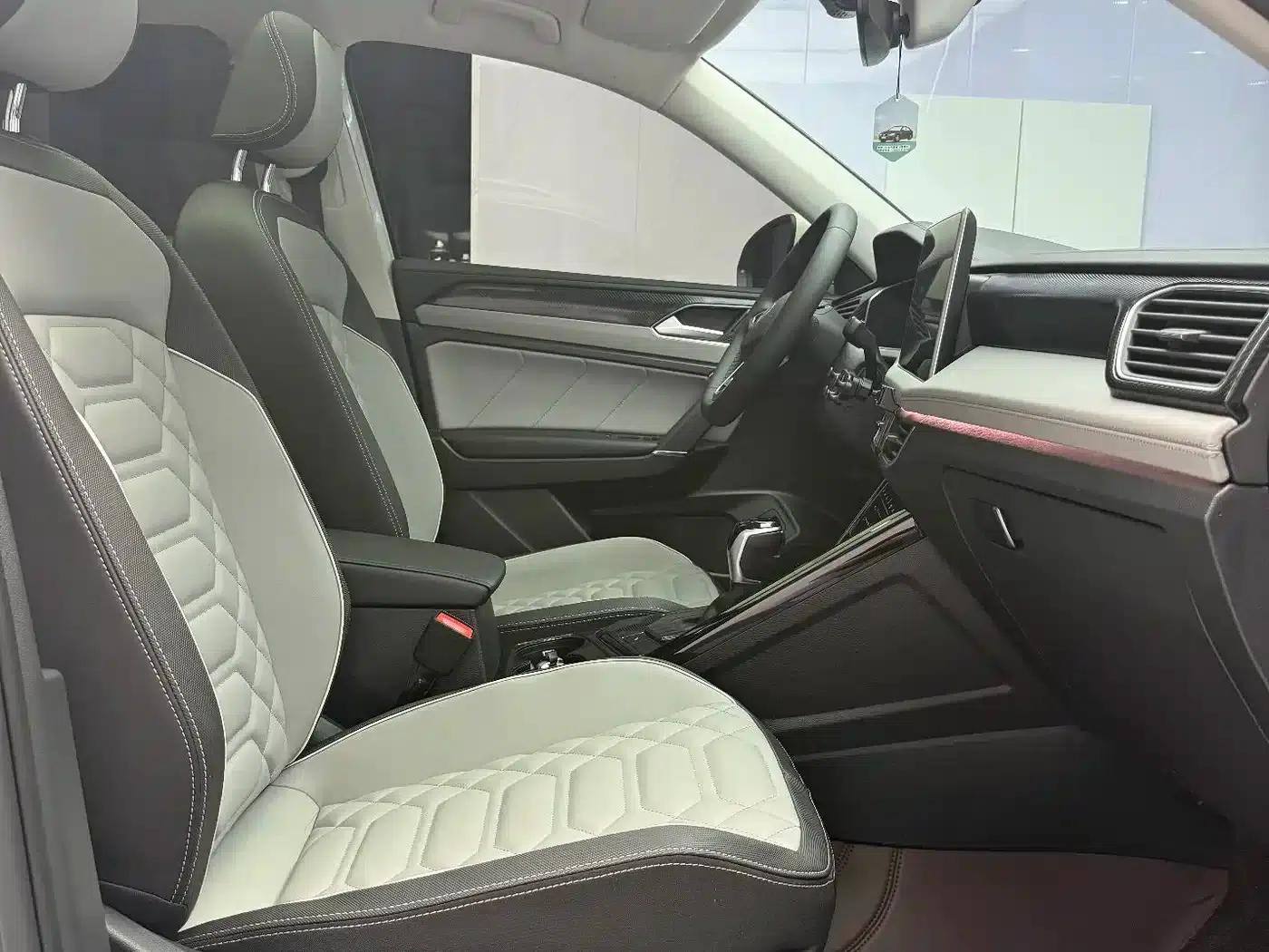 Tayron 2023 280TSI 2WD Luxury Plus Advanced Edition — миниатюра 20