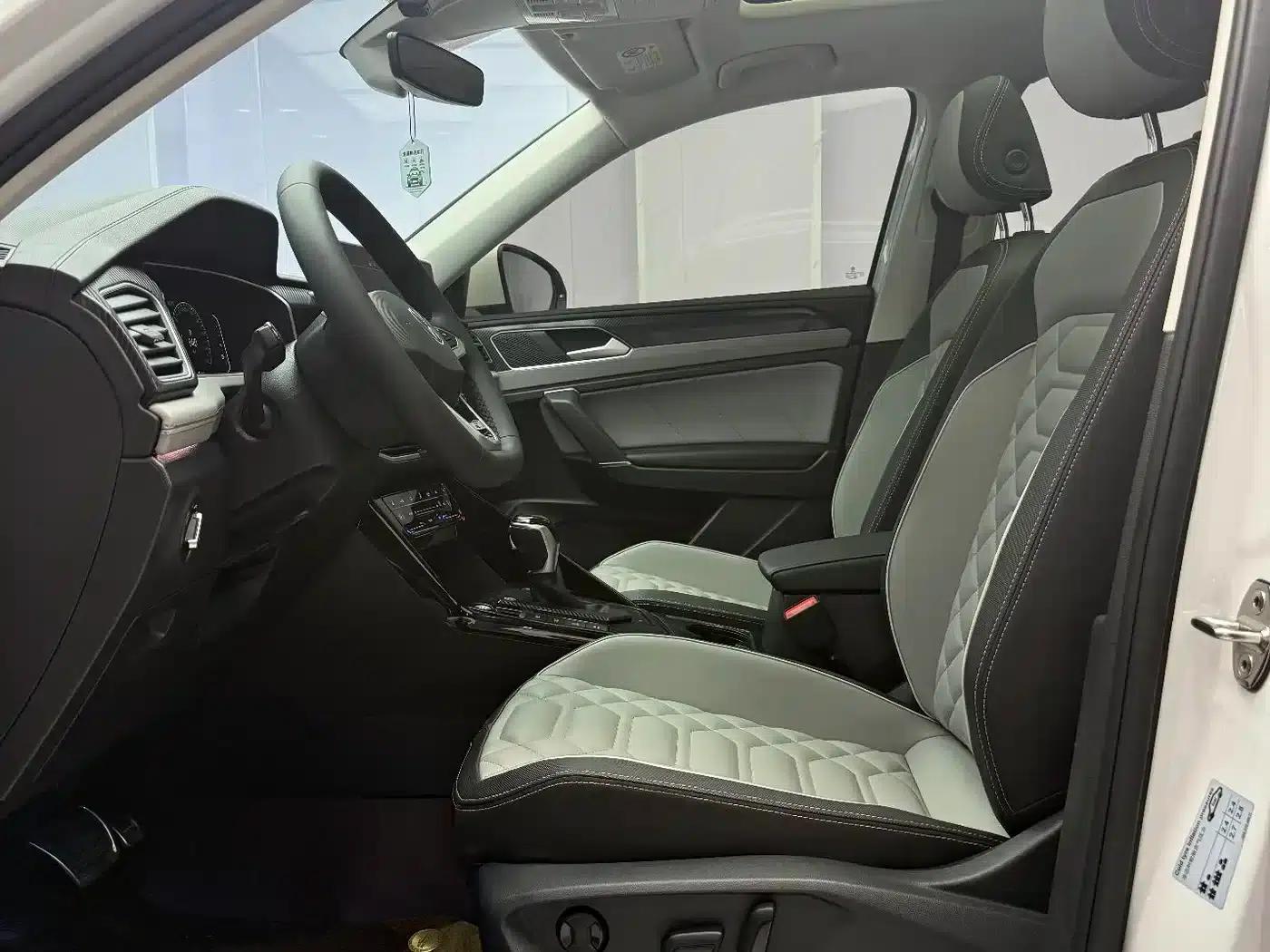 Tayron 2023 280TSI 2WD Luxury Plus Advanced Edition — миниатюра 10