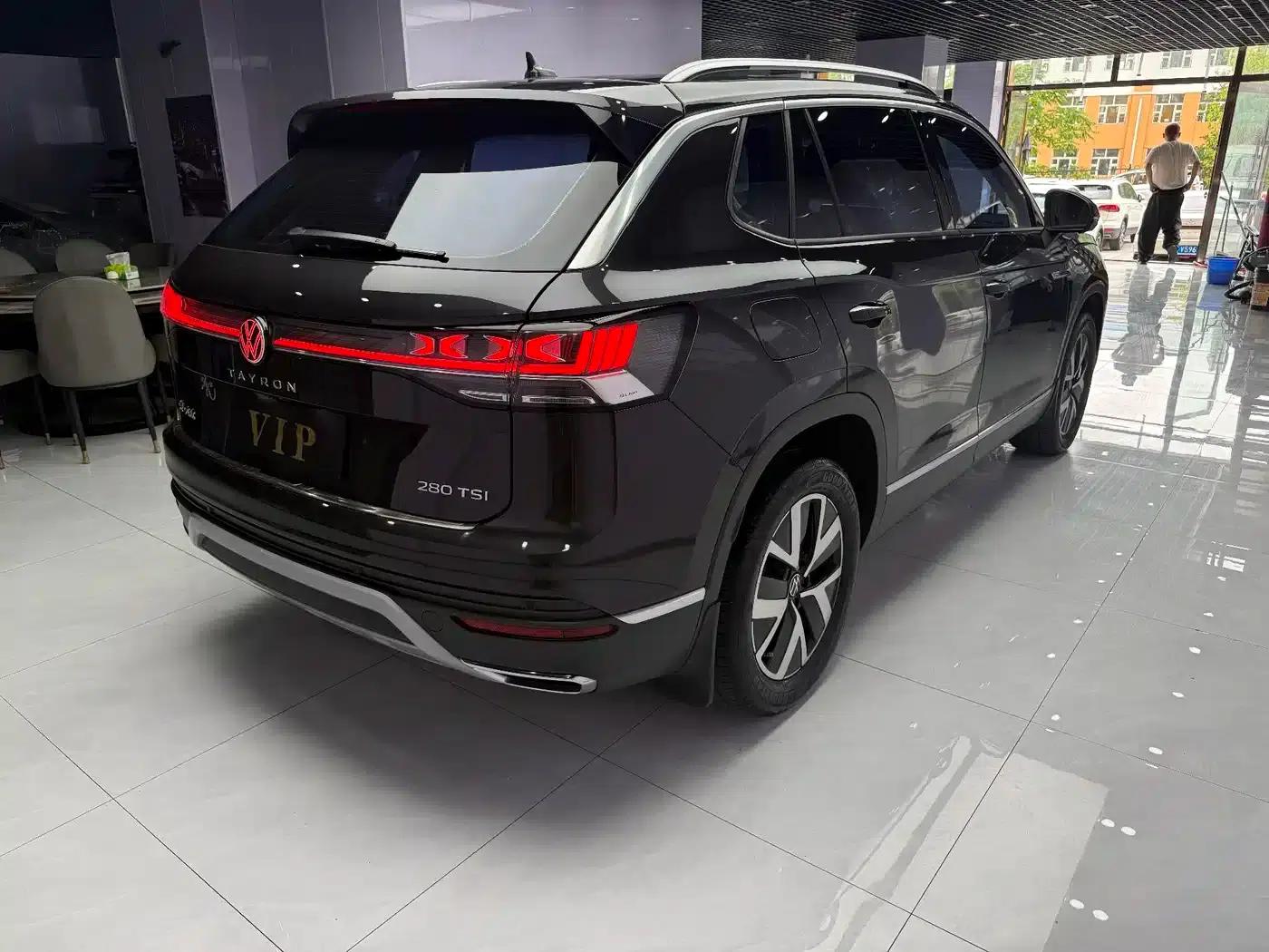 Tayron 2023 280TSI 2WD Luxury Plus Advanced Edition — миниатюра 3