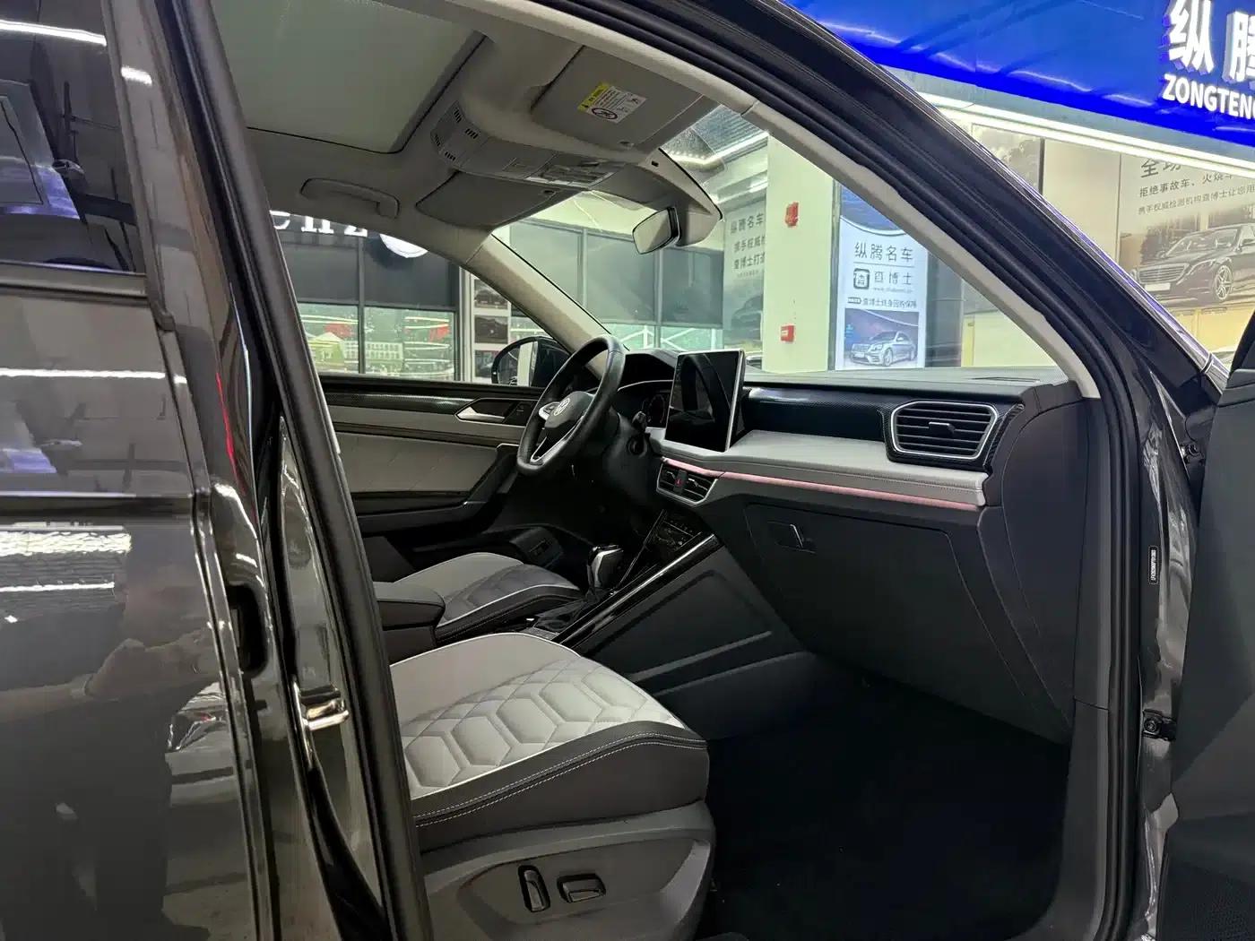 Tayron 2023 280TSI 2WD Luxury Plus Advanced Edition — миниатюра 12