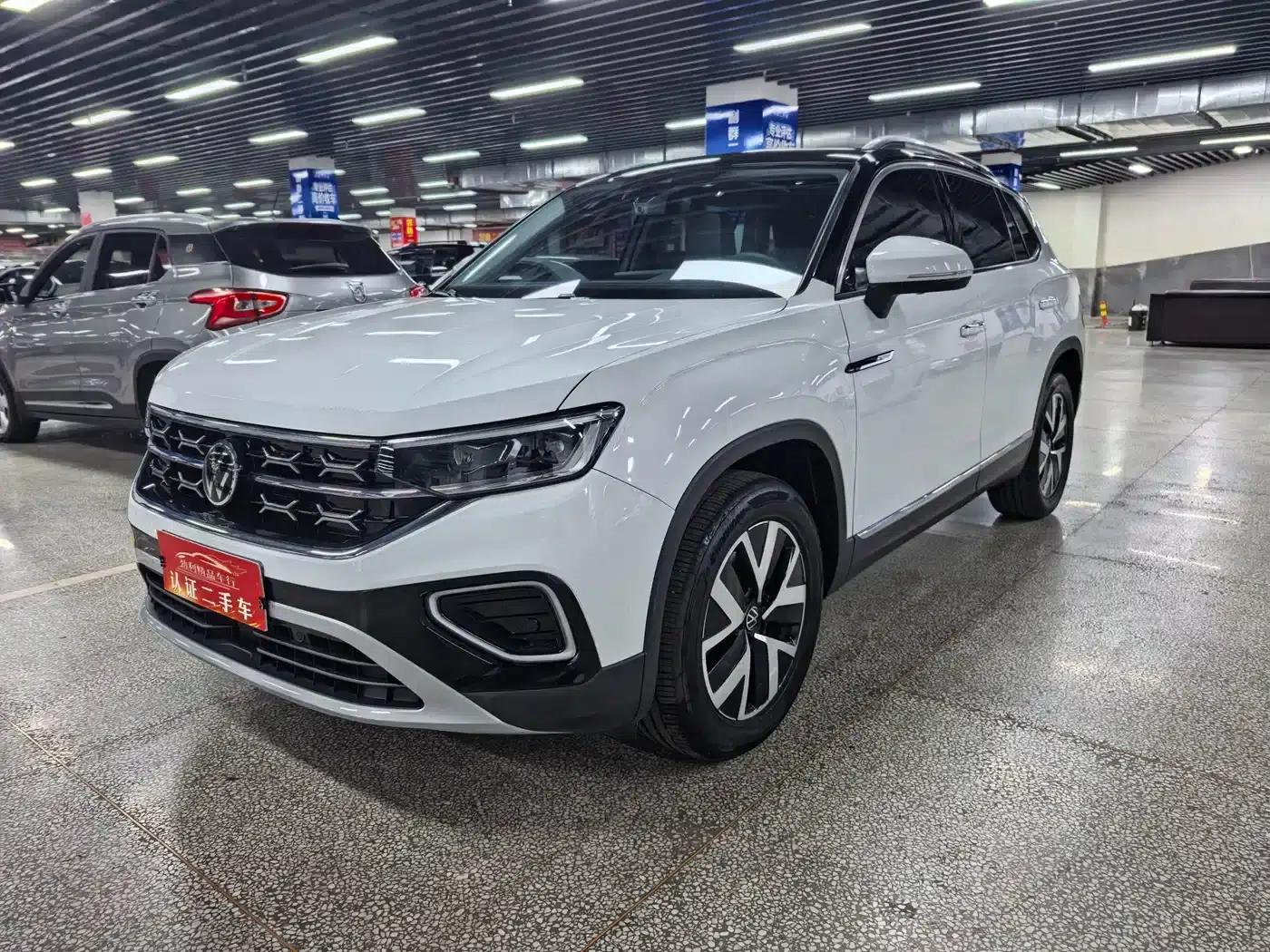 Tayron 2024 330TSI 2WD Luxury Plus Advanced Edition — миниатюра 1