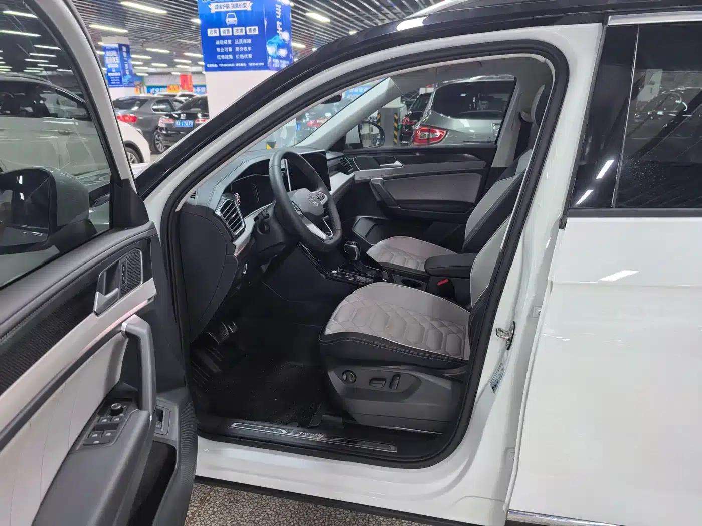 Tayron 2024 330TSI 2WD Luxury Plus Advanced Edition — миниатюра 7