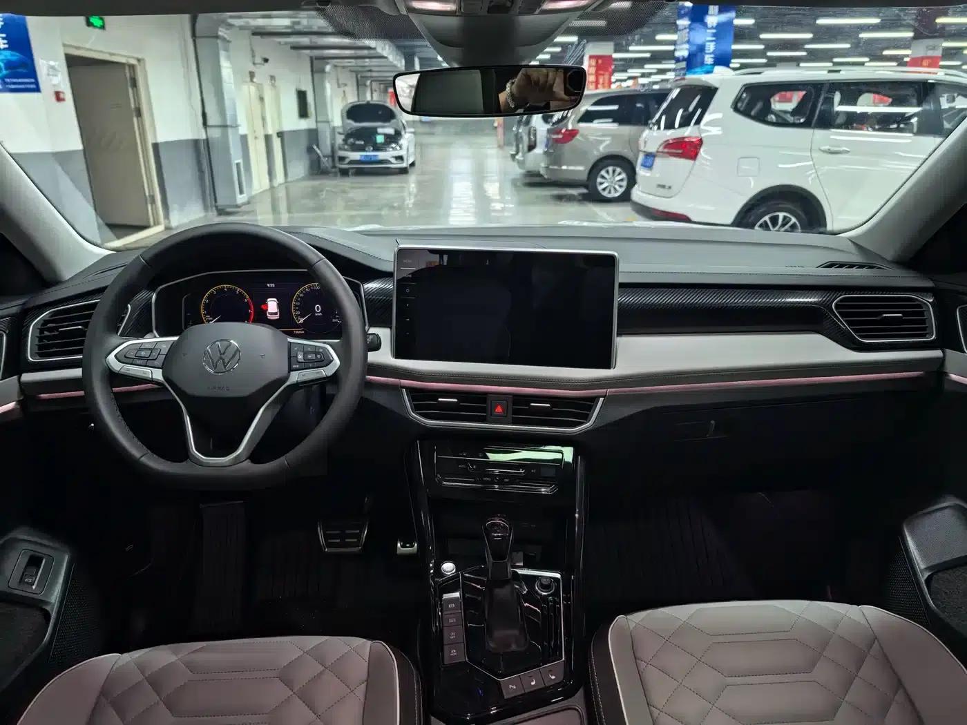Tayron 2024 330TSI 2WD Luxury Plus Advanced Edition — миниатюра 9