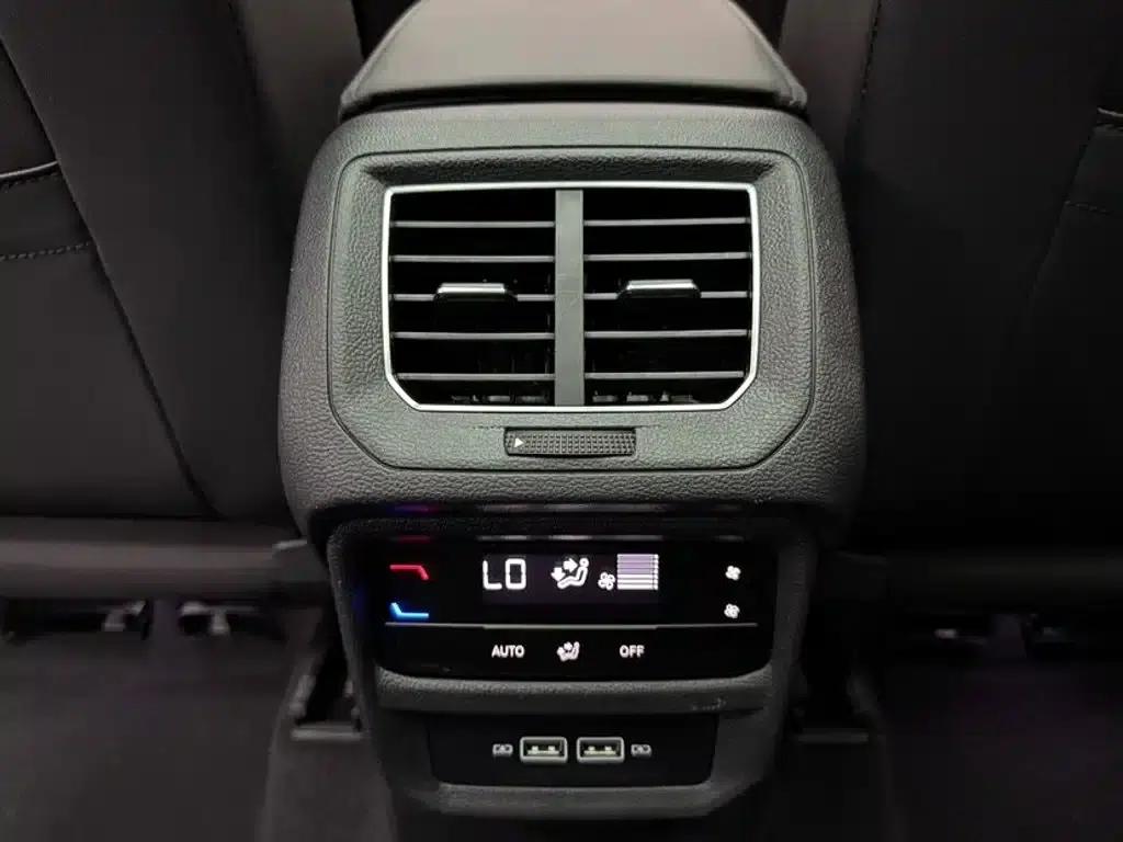 Tayron 2023 280TSI 2WD Luxury Plus Advanced Edition — миниатюра 18