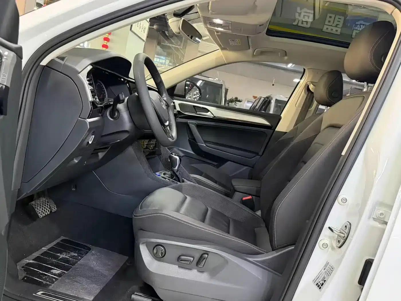 Tayron 2021 280TSI 2WD Luxury Intelligent Edition — миниатюра 6