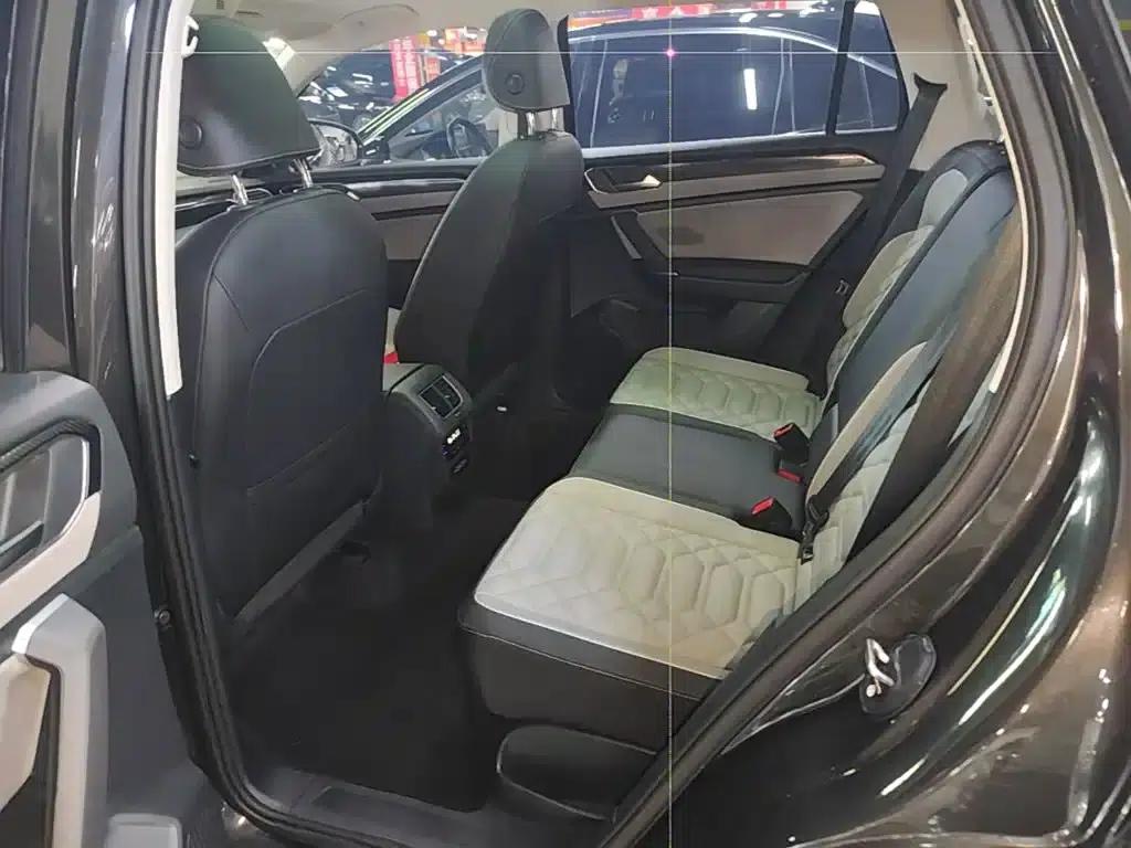Tayron 2025 Popular Edition 330TSI — миниатюра 17