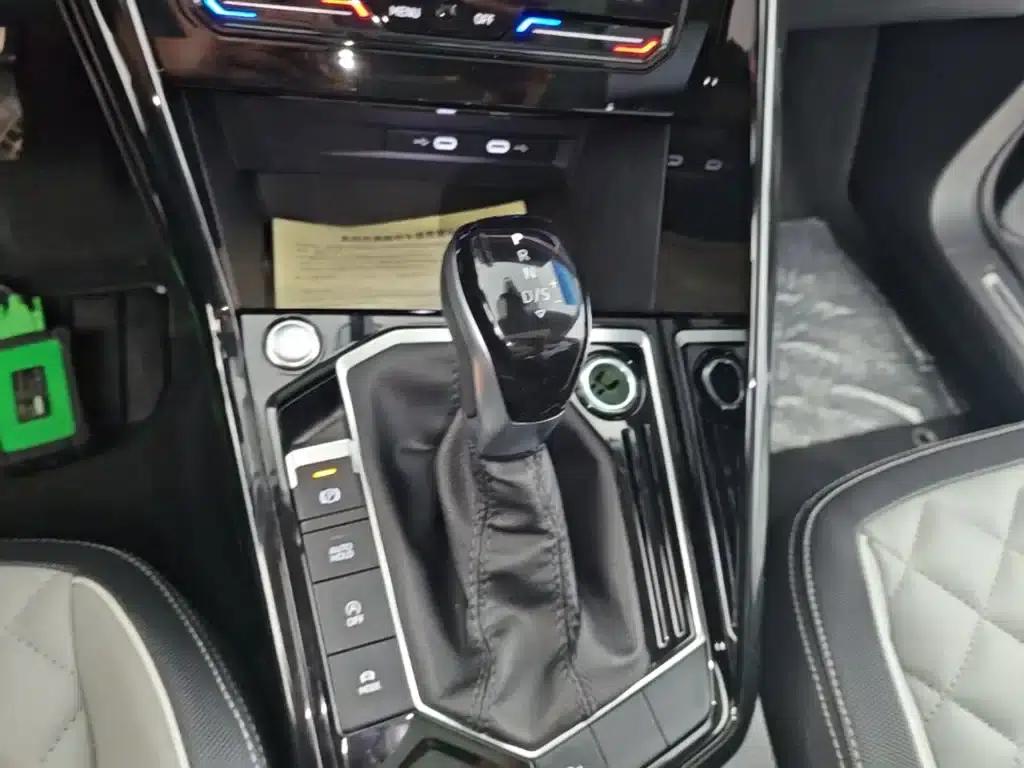Tayron 2023 300TSI 2WD Luxury Plus Advanced Edition — миниатюра 14