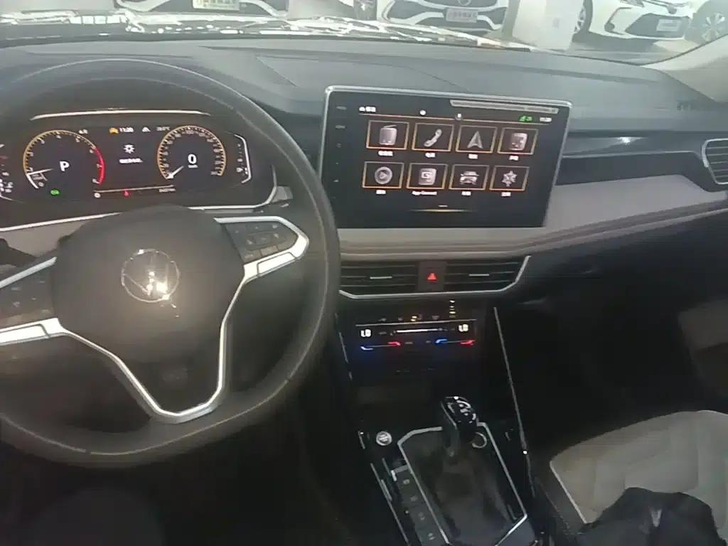 Tayron 2023 330TSI 2WD Luxury Plus Advanced Edition — миниатюра 10