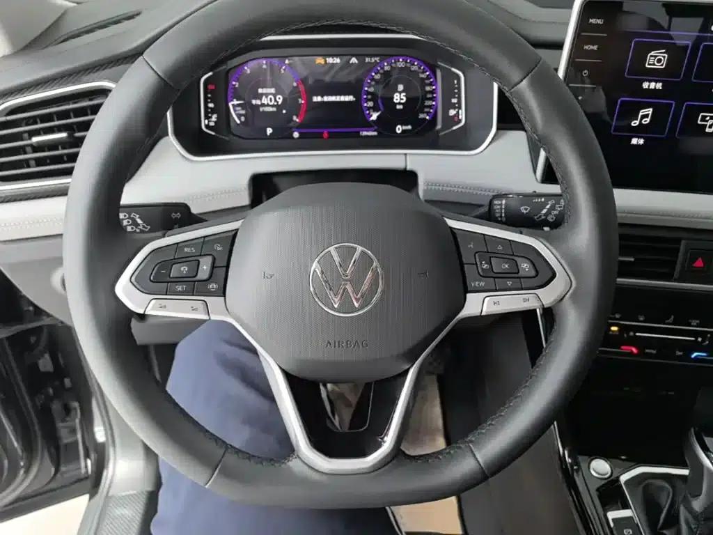 Tayron 2025 Popular Edition 300TSI — миниатюра 11