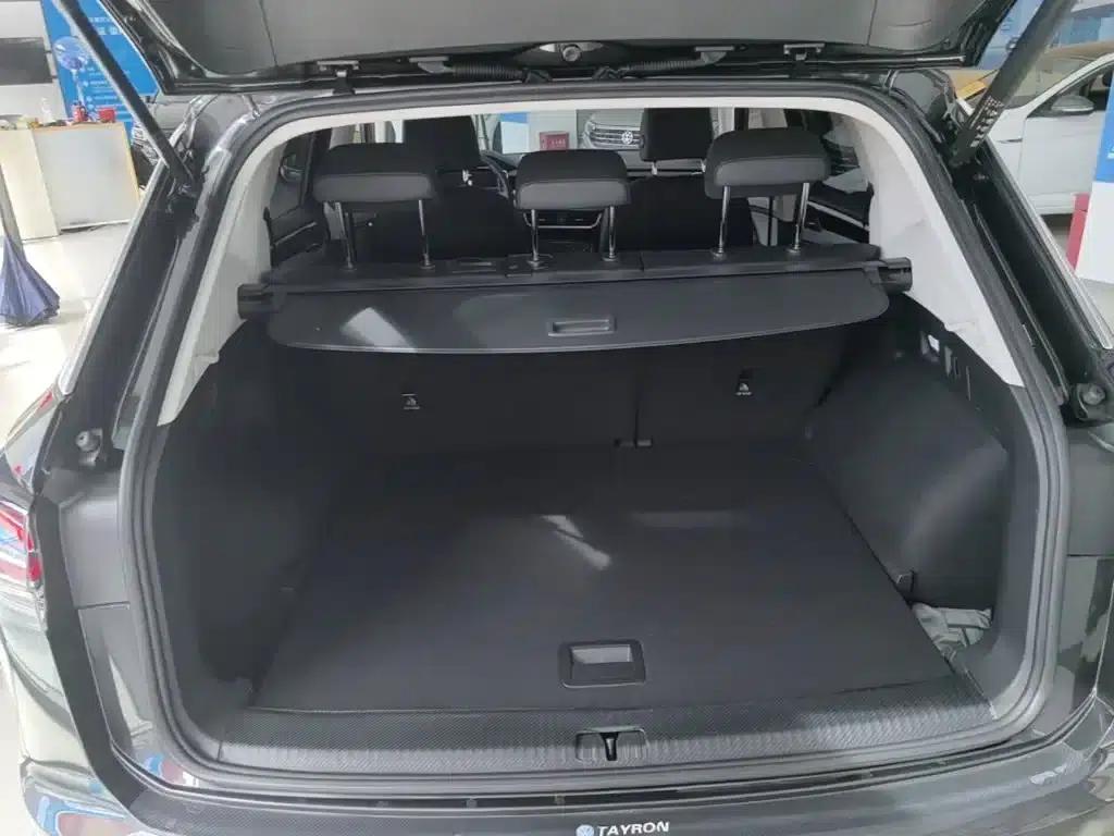Tayron 2025 Popular Edition 300TSI — миниатюра 19