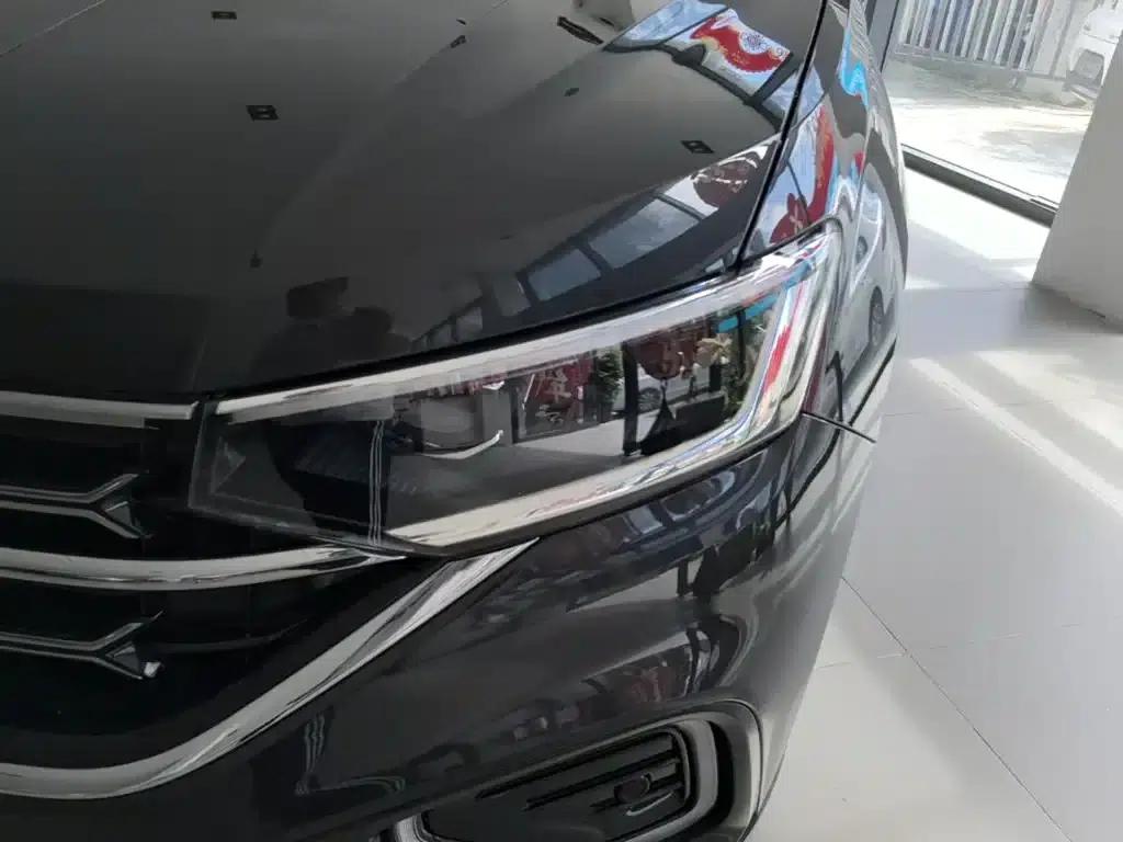 Tayron 2025 Popular Edition 300TSI — миниатюра 24