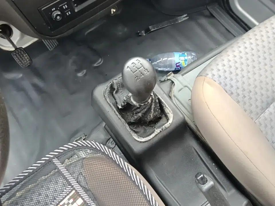 Wuling Zhiguang 2020 1.2L Practical Model China VI LSI — миниатюра 21