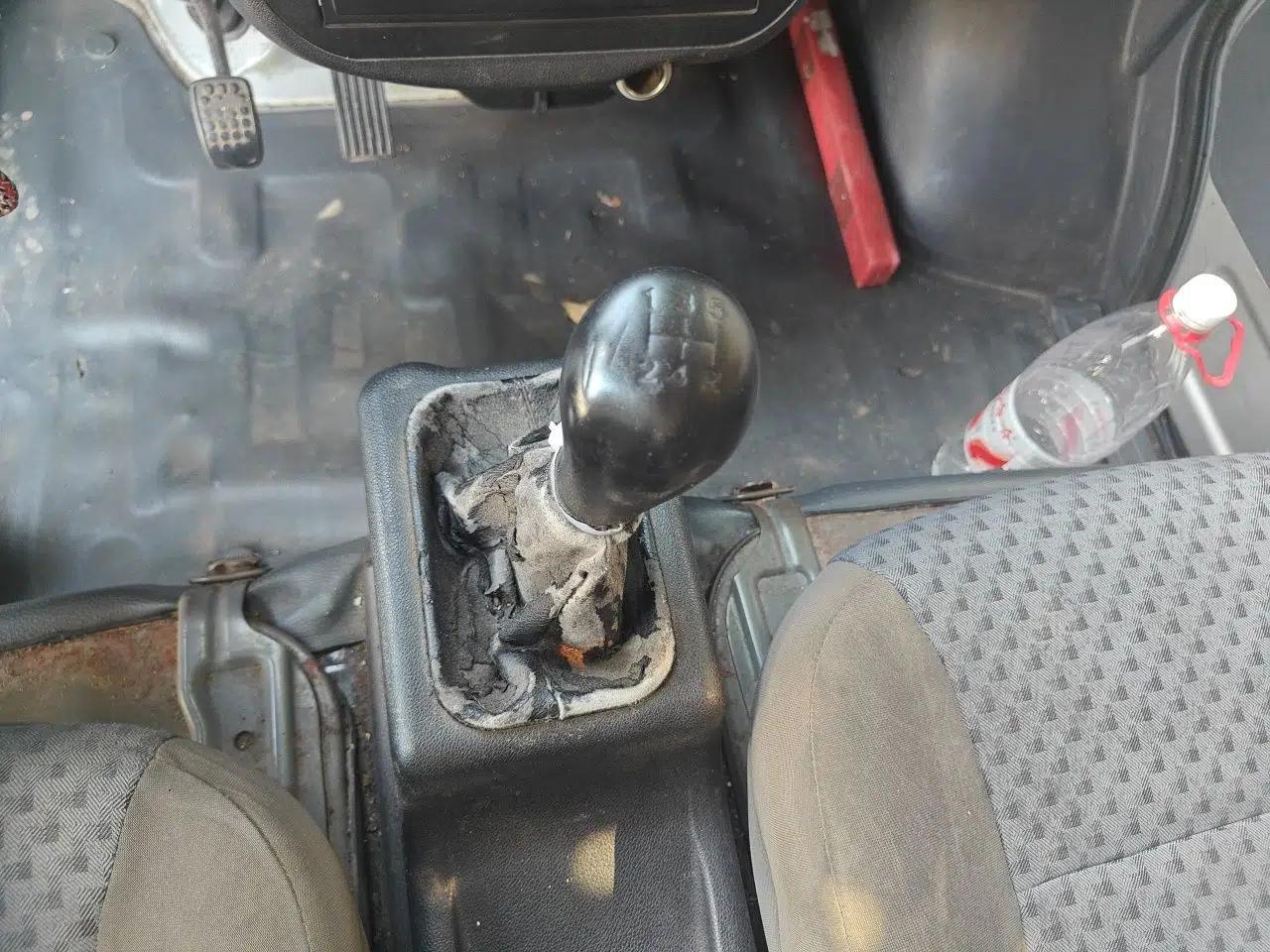 Wuling Zhiguang 2015 1.2L Practical LS-I Model — миниатюра 14