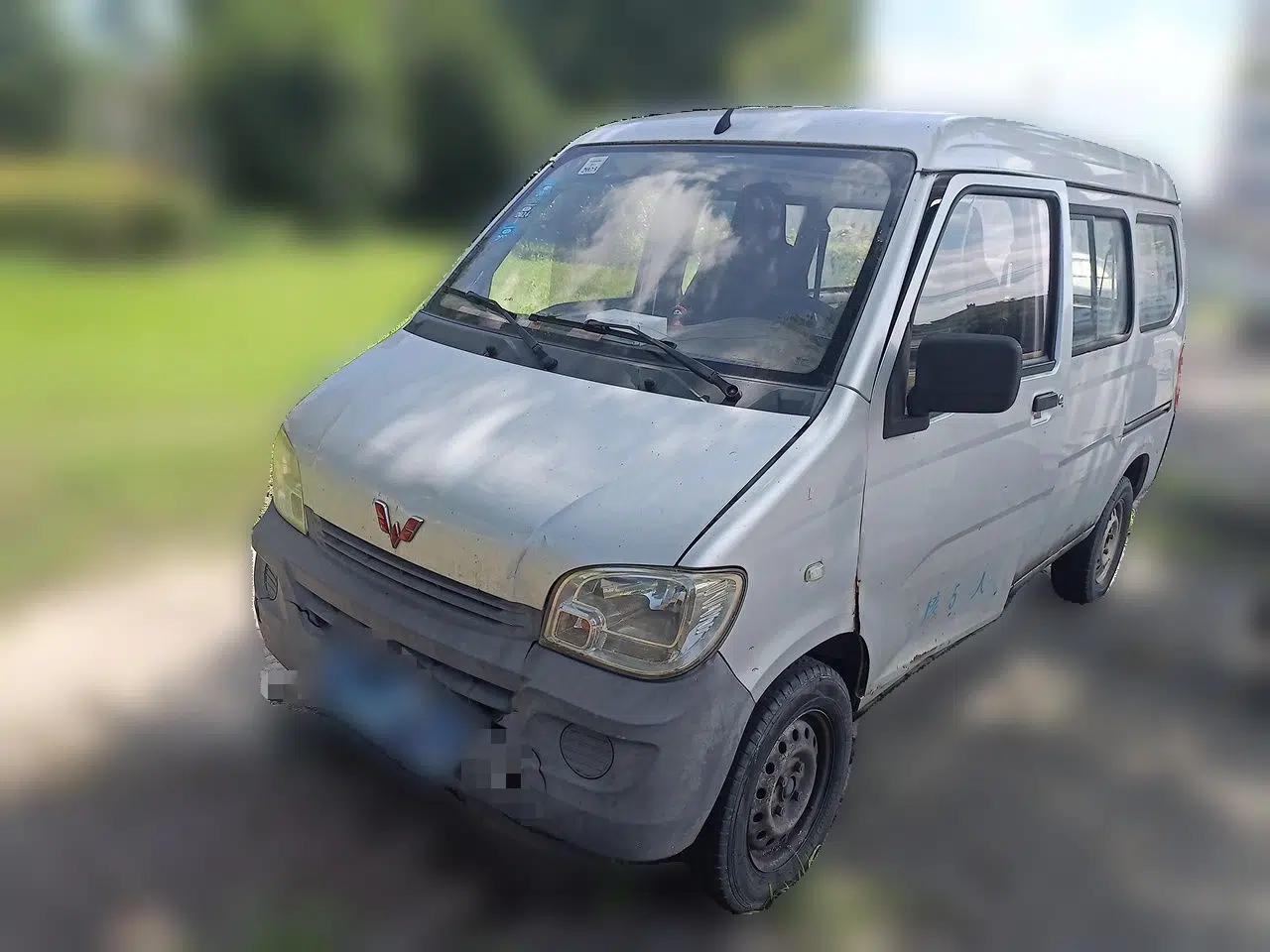 Wuling Zhiguang 2015 1.2L Practical LS-I Model — миниатюра 1