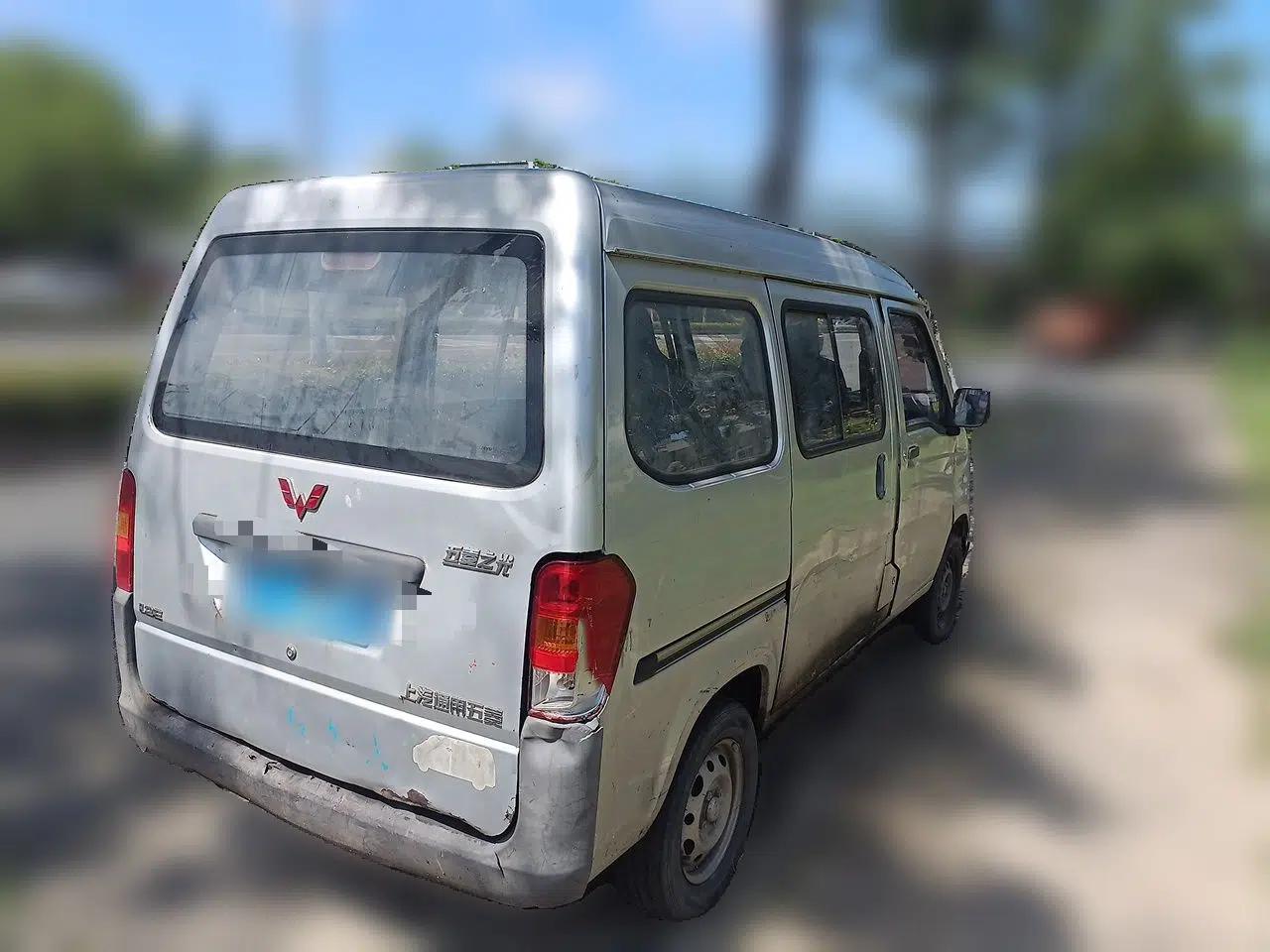 Wuling Zhiguang 2015 1.2L Practical LS-I Model — миниатюра 6