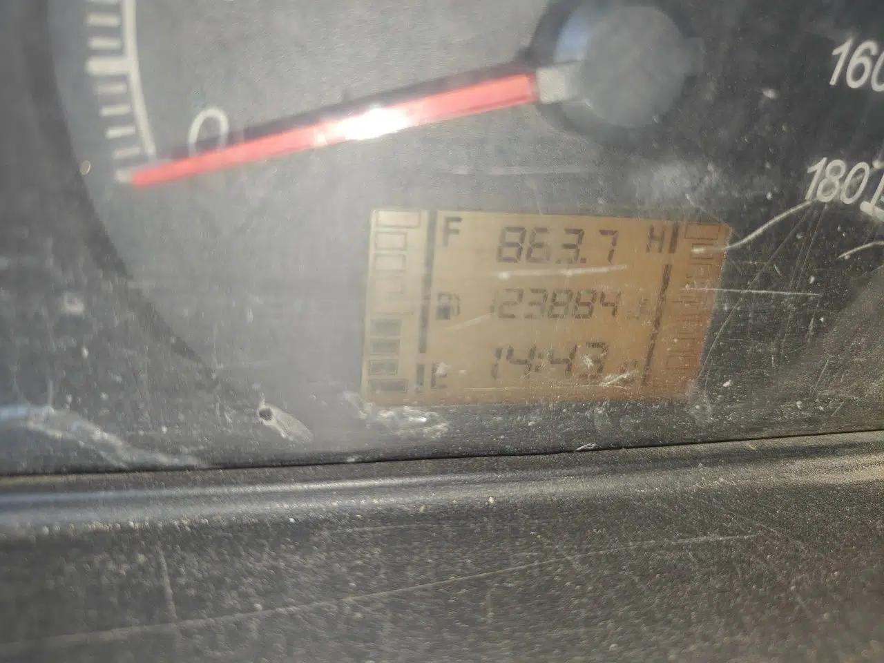 Wuling Zhiguang 2013 1.0L Practical Version — миниатюра 12