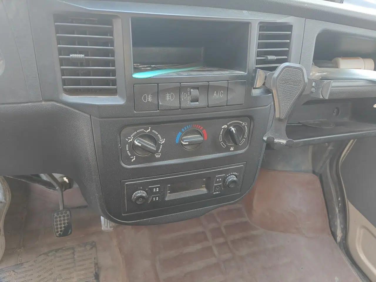 Wuling Zhiguang 2013 1.0L Practical Version — миниатюра 13