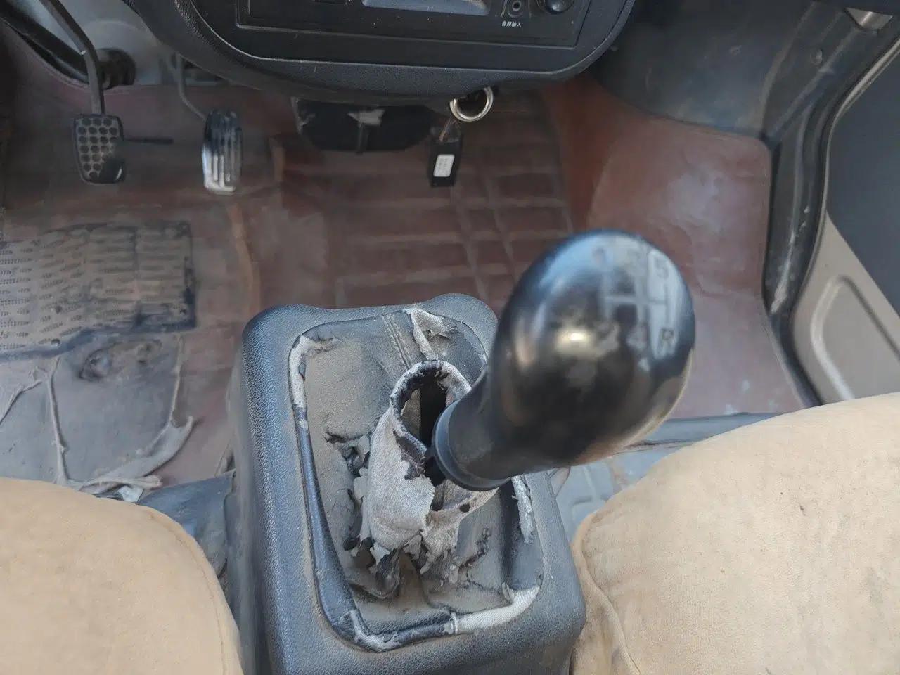 Wuling Zhiguang 2013 1.0L Practical Version — миниатюра 14
