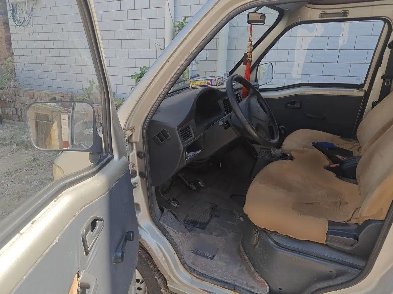 Wuling Zhiguang 2013 1.0L Practical Version — миниатюра 16