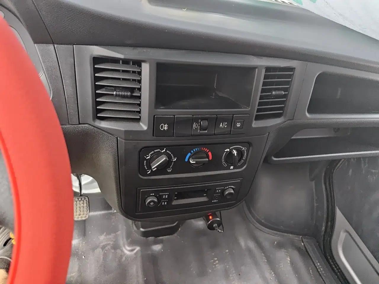 Wuling Zhiguang 2023 1.5L Practical Version 5/7 Seats — миниатюра 13