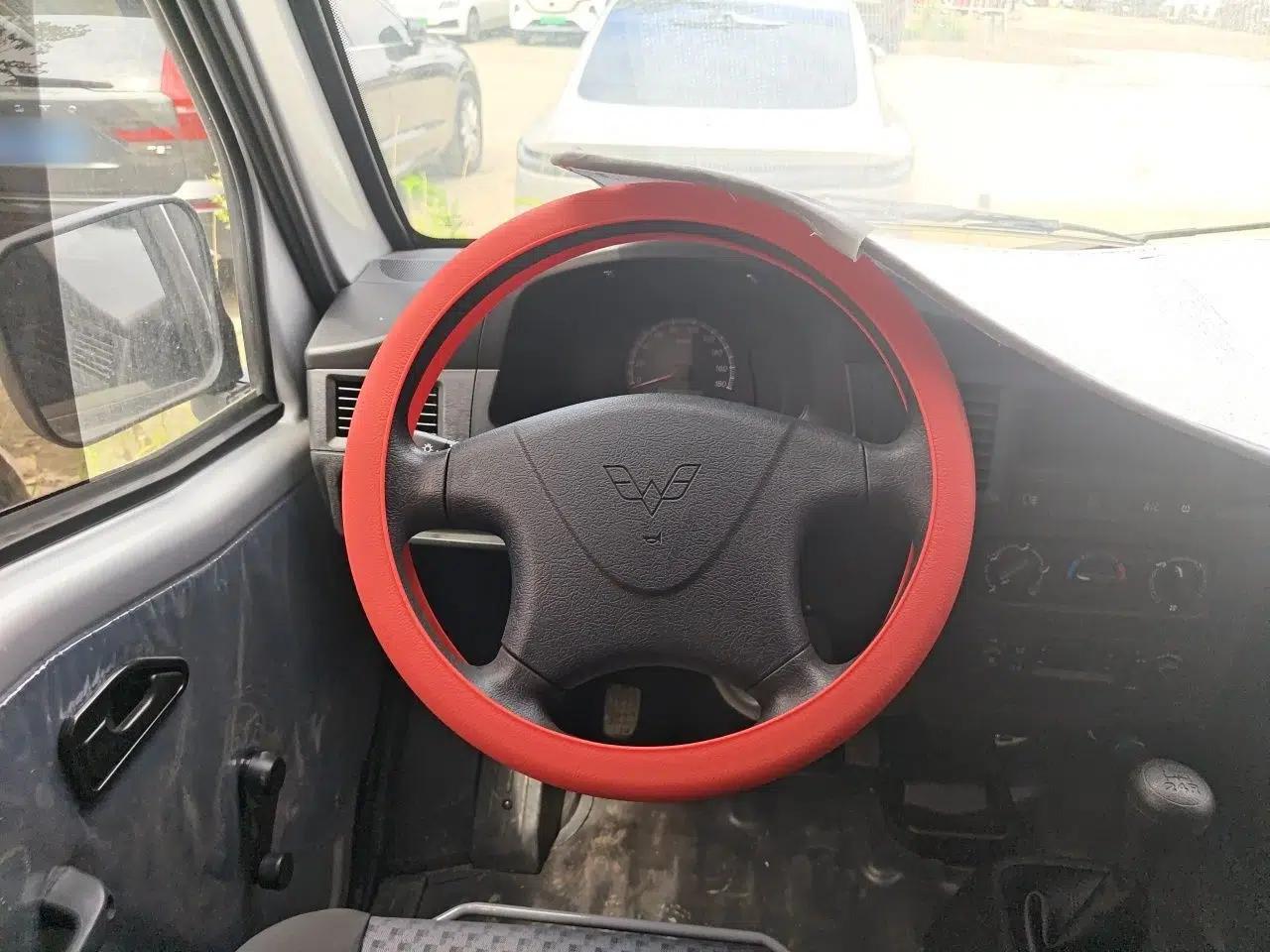 Wuling Zhiguang 2023 1.5L Practical Version 5/7 Seats — миниатюра 10