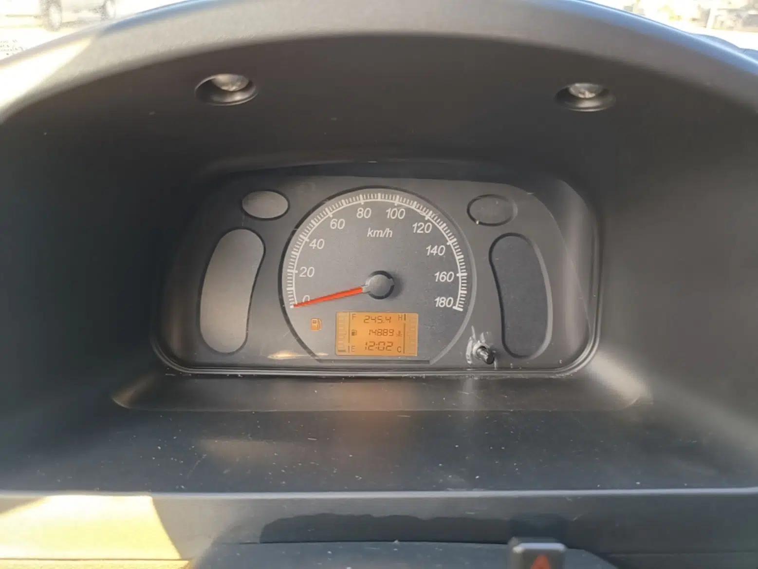 Wuling Zhiguang 2023 1.5L Practical Version 5/7 Seats — миниатюра 14