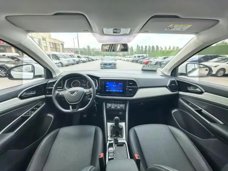 Jetta VS5 2023 280TSI Manual Entry-Level Edition — миниатюра 8