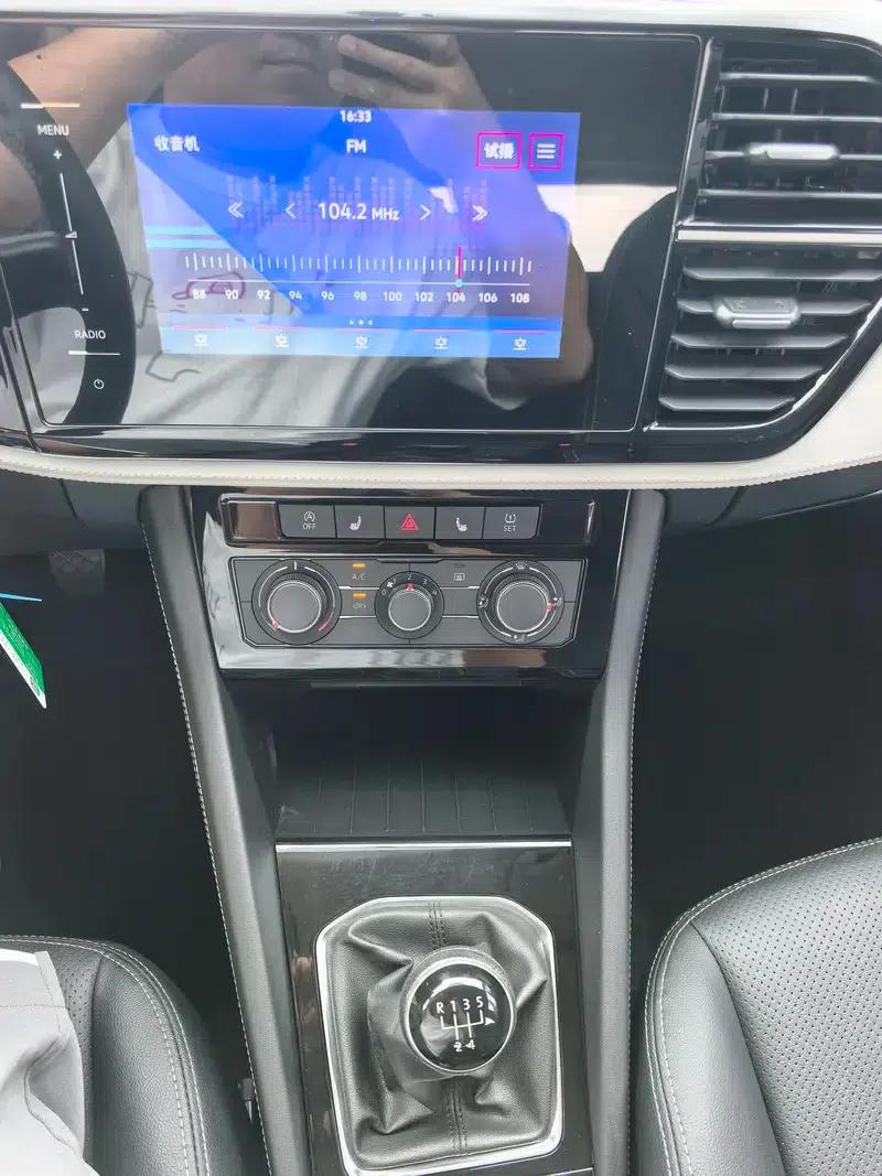 Jetta VS5 2023 280TSI Manual Entry-Level Edition — миниатюра 9