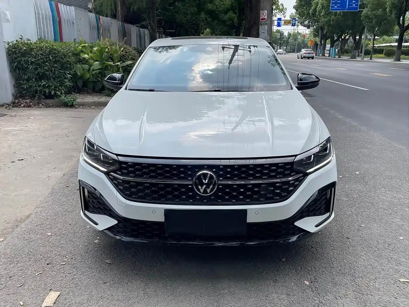 Lavida 2024 300TSI DSG Starry Sky Leading Edition — миниатюра 1