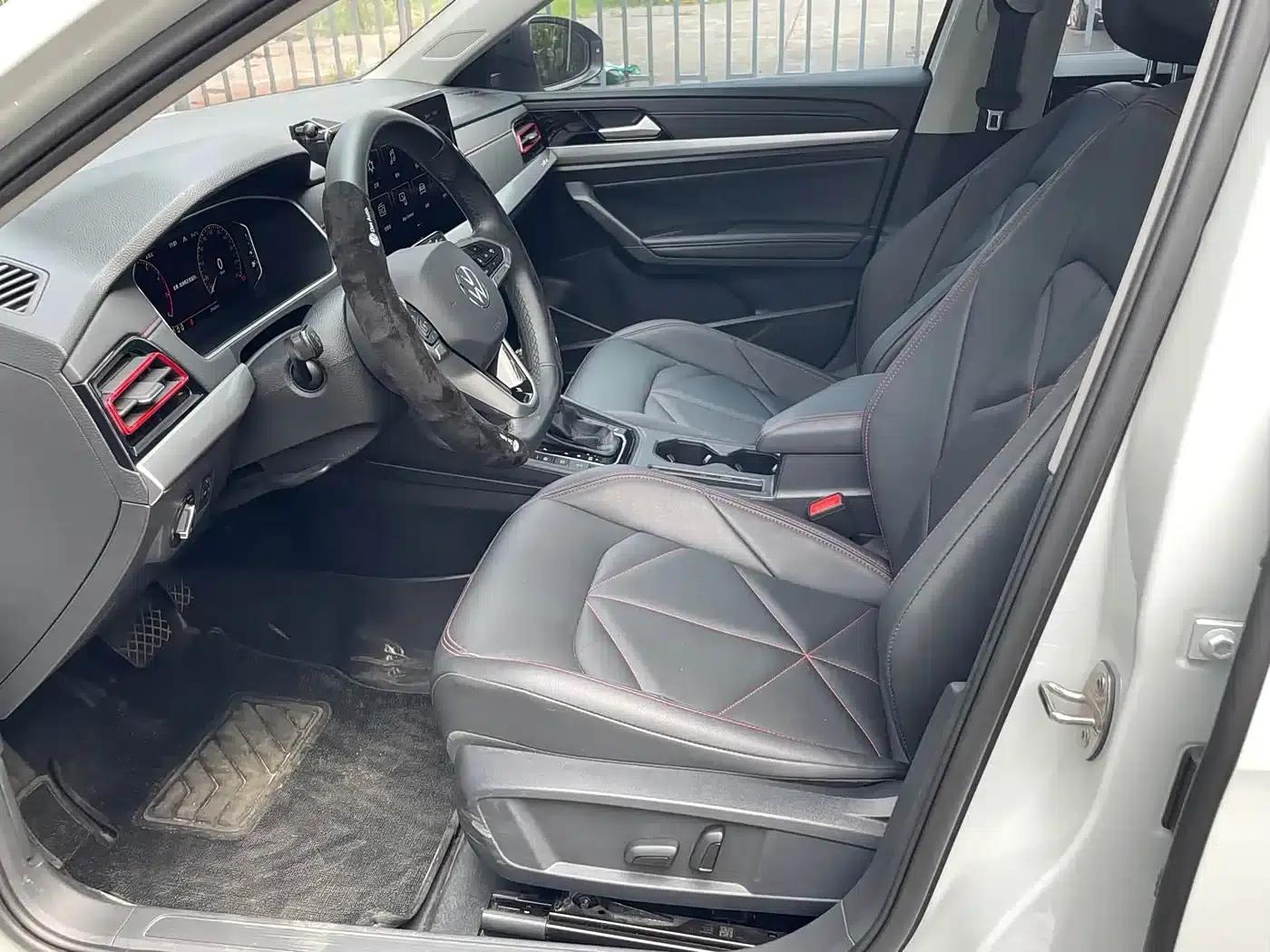 Lavida 2024 300TSI DSG Starry Sky Leading Edition — миниатюра 3