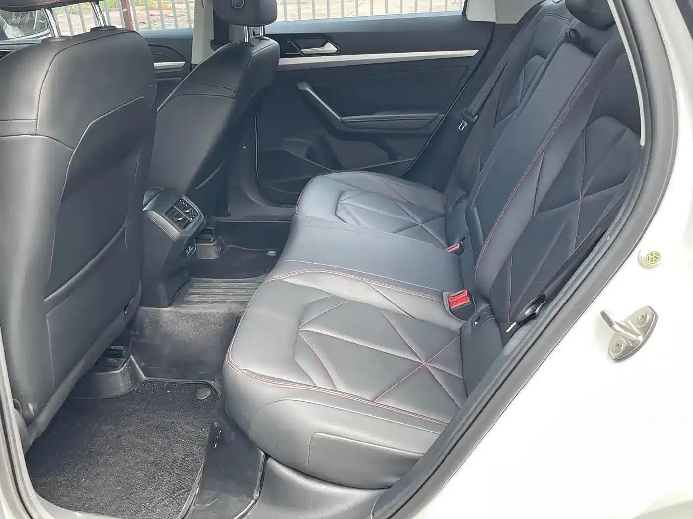 Lavida 2024 300TSI DSG Starry Sky Leading Edition — миниатюра 5