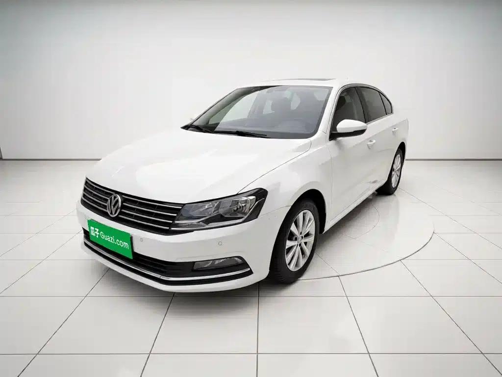 2017 Volkswagen Lavida 1.6L Automatic Comfort Edition — миниатюра 1