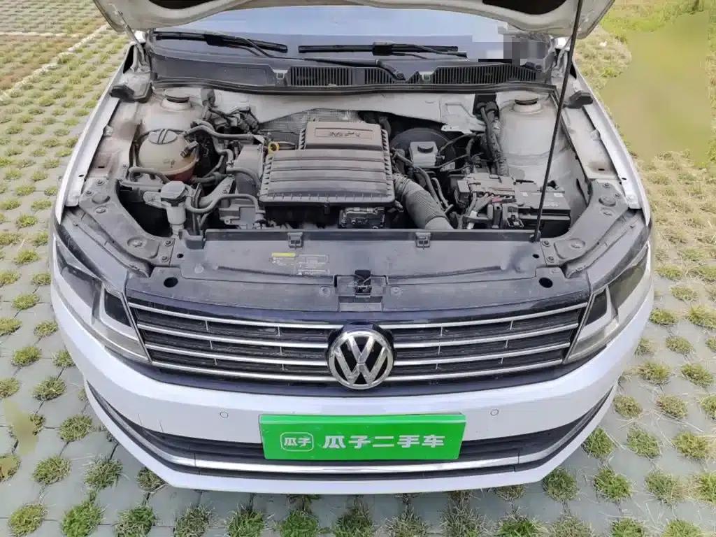 2017 Volkswagen Lavida 1.6L Automatic Comfort Edition — миниатюра 16
